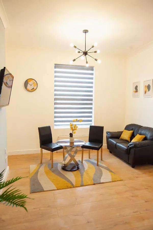 Cityhost - Leeds Apartments Beeston Hill