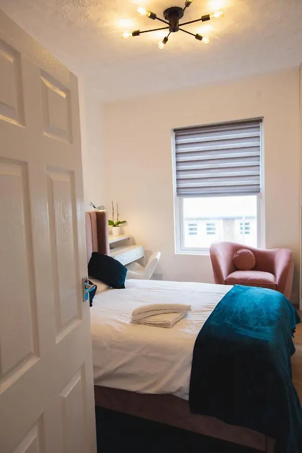 Cityhost - Leeds Apartments Beeston Hill